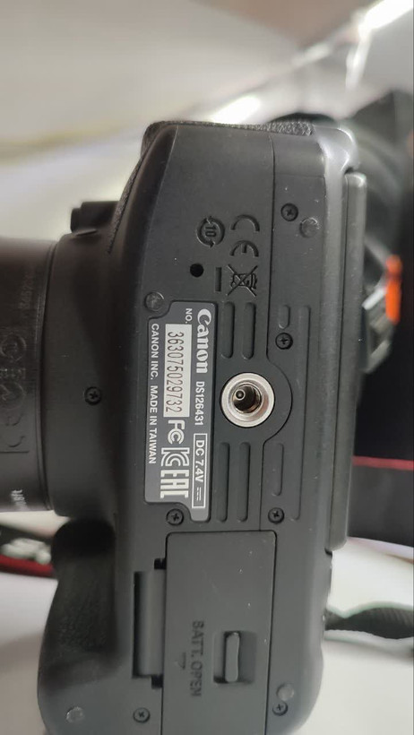 دوربین دیجیتال کانن مدل EOS 700D Kit 18-55mm IS STM